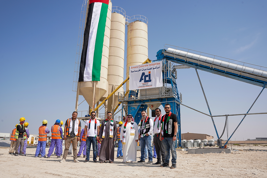 AMACO raises UAE flag for Flag Day 2022